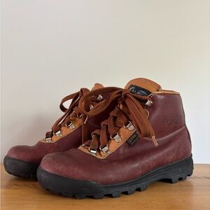 VASQUE Skywalk Gore-Tex Hiking Trekking Boots 7536 Brown Leather Size 7M Italy
